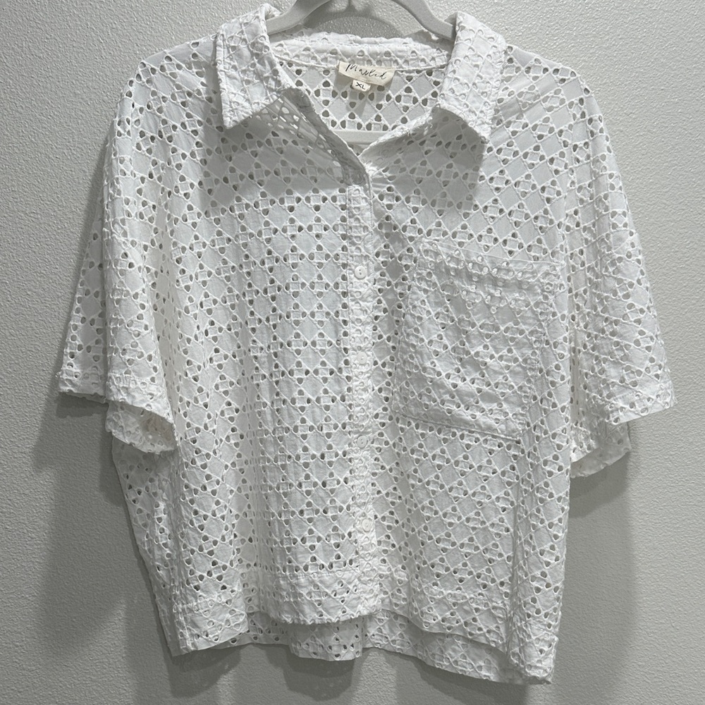 White Eyelet Button-Up Short Sleeve Shirt